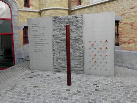 Poperinge town hall yard