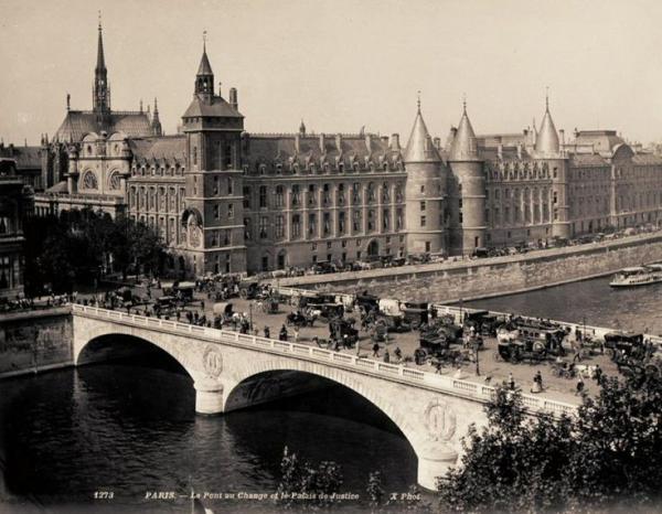 Le Veilleur du Pont-Au-Change