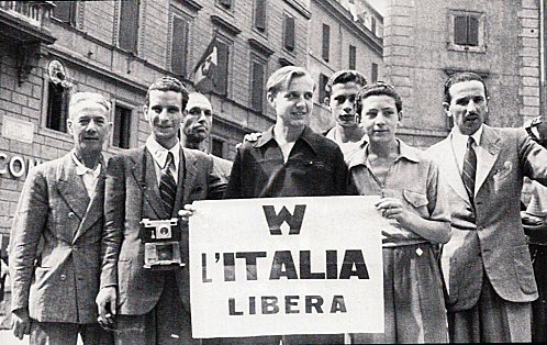 When Mussolini Laid His Pistol Down