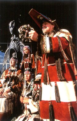 Danzatori aleutini. Aleut Dancers.