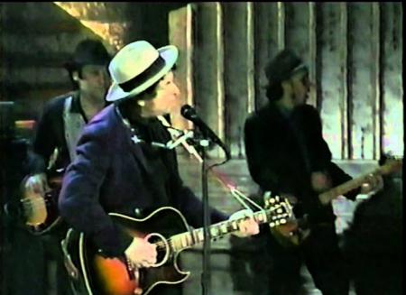 bob-dylan-grammy-1991 bob-dylan-grammy-1991