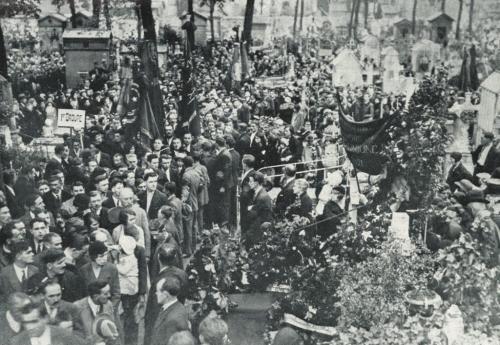 I funerali di Pierre Degeyter: Parigi, 2 ottobre 1932<br />
Pierre Degeyter's burial: Paris, 2 October 1932